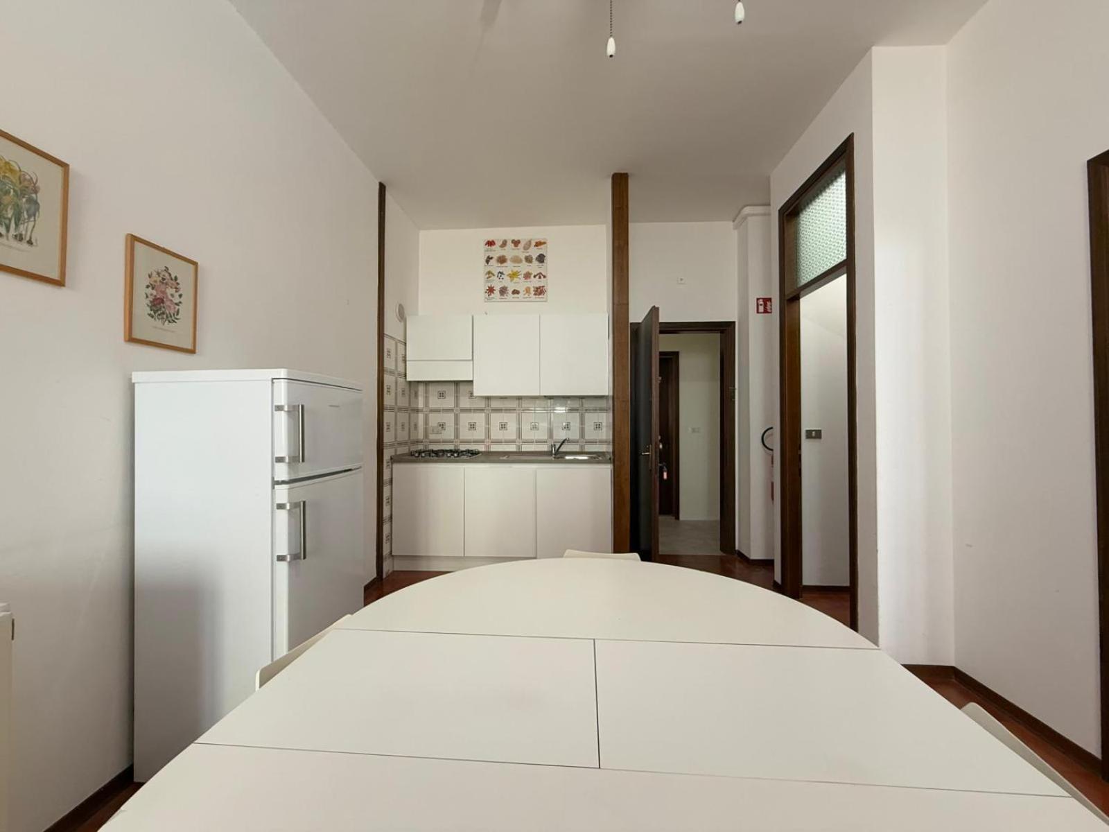 Condominio Union -Walterigato Apartments- Solo Per Famiglie- ลิโดดิเยโซโล ภายนอก รูปภาพ